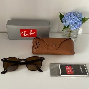 Brand new, Never worn Ray-Ban RB4258